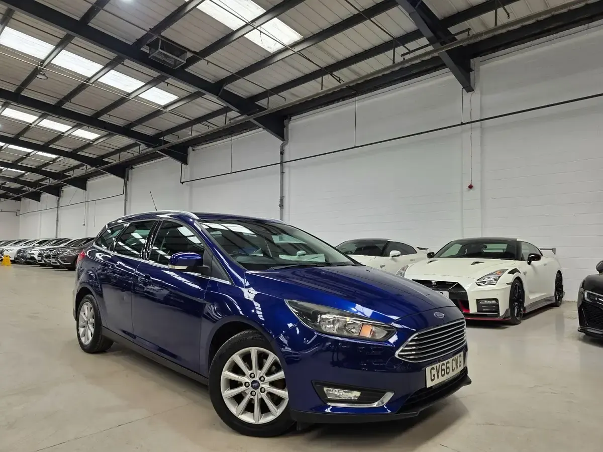 Used Ford Focus Titanium 125 HP (91 kW) 2016 Blue Estate