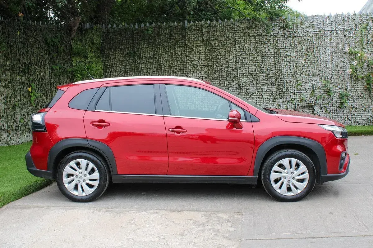 Used Suzuki SX4 S-Cross 116 HP (85 kW) 2023 Red SUV