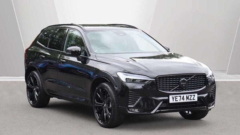 Used 2025 Volvo XC60 Plus SUV | £38,995 (Good price) - Image 1/3