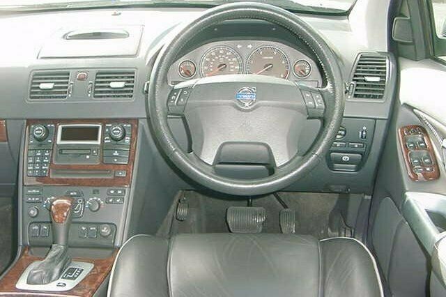 Used Volvo XC90 185 HP (136 kW) 2006 SUV