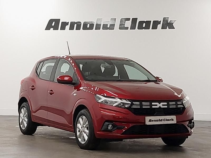 Begagnad Dacia Sandero Expression 91 HK (66 kW) 2023 Röd Halvkombi