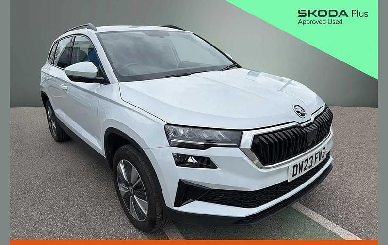 Used Skoda Karoq SE Drive 108 HP (79 kW) 2023 White SUV