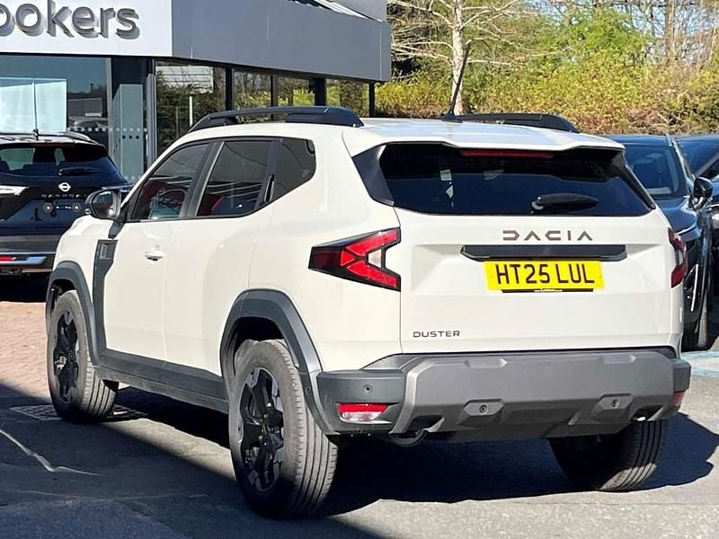 Used Dacia Duster Extreme 130 HP (95 kW) 2025 White Hatchback