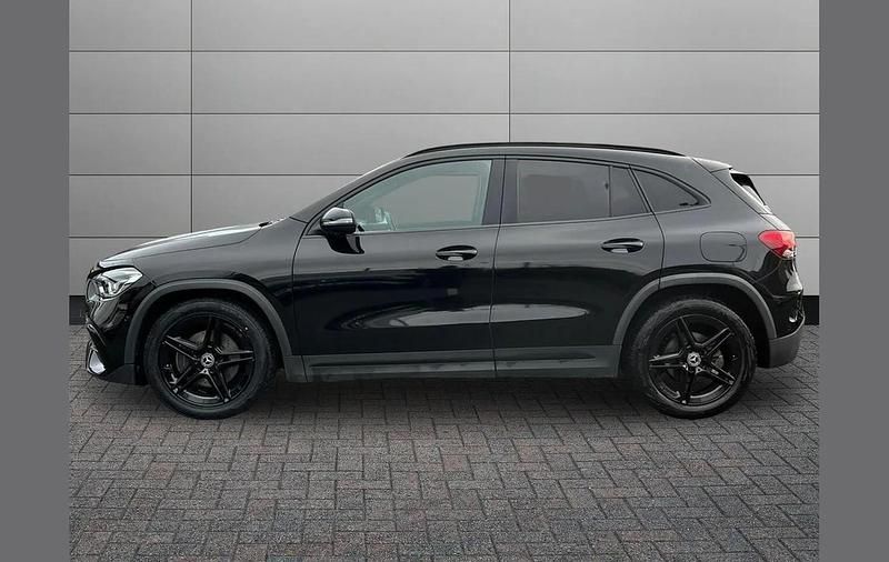 Used Mercedes GLA180 AMG Line Premium 136 HP (100 kW) 2022 Black SUV