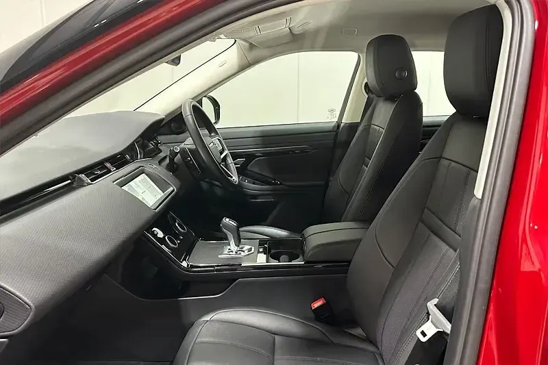 Used Land Rover Range Rover evoque R-Dynamic 163 HP (119 kW) 2023 Red SUV