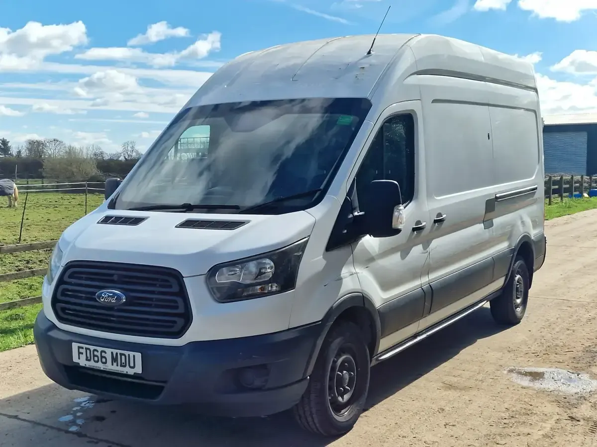 Używany Ford Transit 130 KM (95 kW) 2016 Biały Van