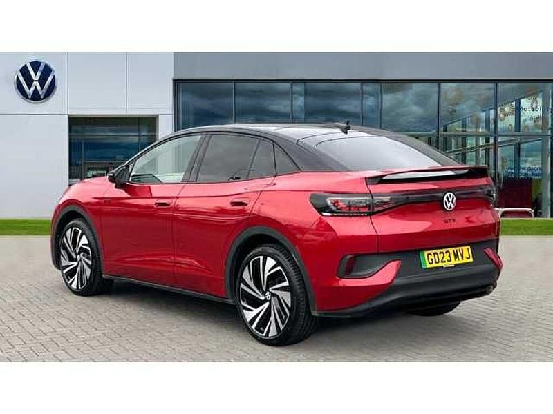 Used VW ID.5 GTX 219 kW (299 HP) 2023 Kings red premium metallic / black SUV