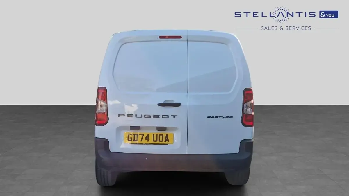 Begagnad Peugeot Partner S 101 HK (74 kW) 2025 Vit Minibuss
