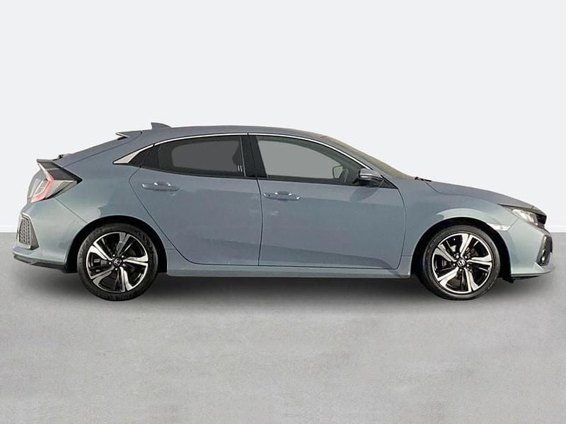 Begagnad Honda Civic SR 126 HK (92 kW) 2018 Grå Halvkombi
