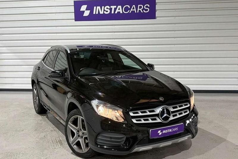 Used Mercedes GLA200 Executive 156 HP (114 kW) 2017 Black SUV