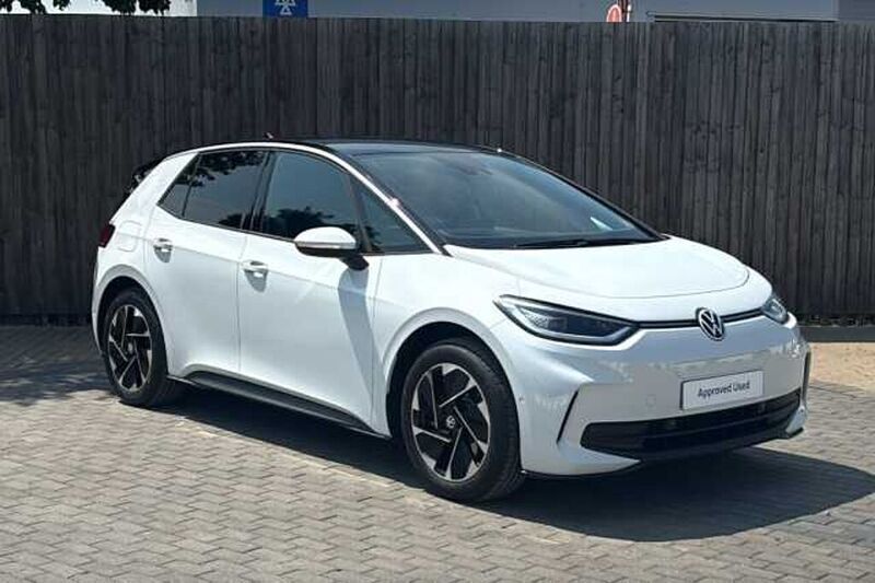 Used 2024 VW ID.3 Comfortline Hatchback | £23,999 - Image 1/4