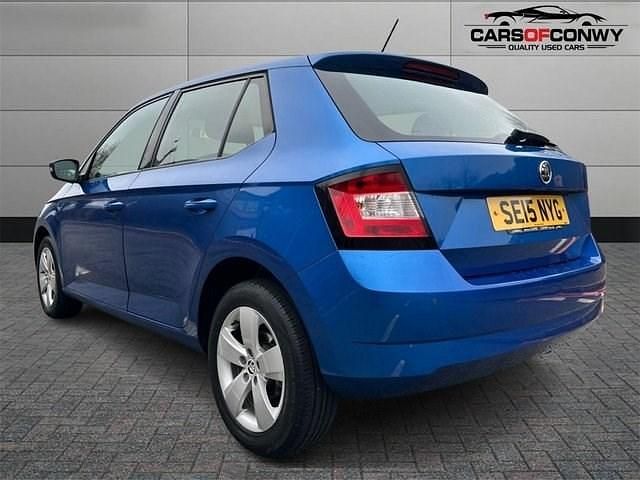 Used Skoda Fabia SE 90 HP (66 kW) 2015 Blue Hatchback