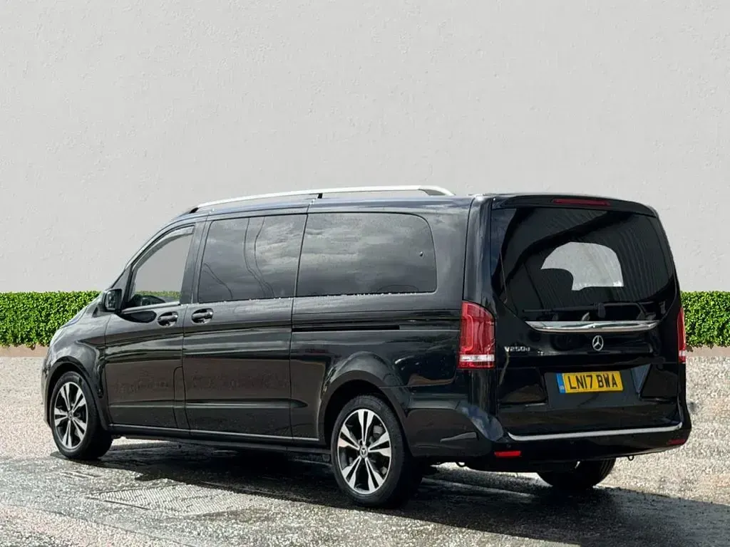 Used Mercedes V250 190 HP (139 kW) 2017 Black MPV