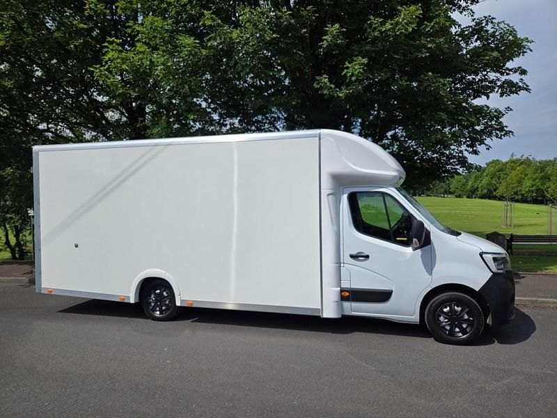 Used Renault Master 2023 White Van