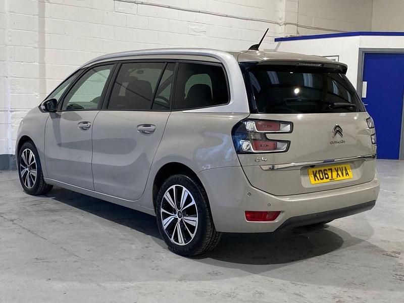 Used Citroën Grand C4 Picasso Flair 120 HP (88 kW) 2018 Beige MPV