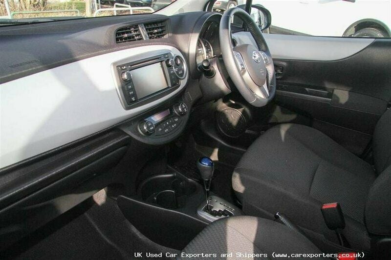 Used Toyota Yaris T4 101 HP (74 kW) 2013 Hatchback