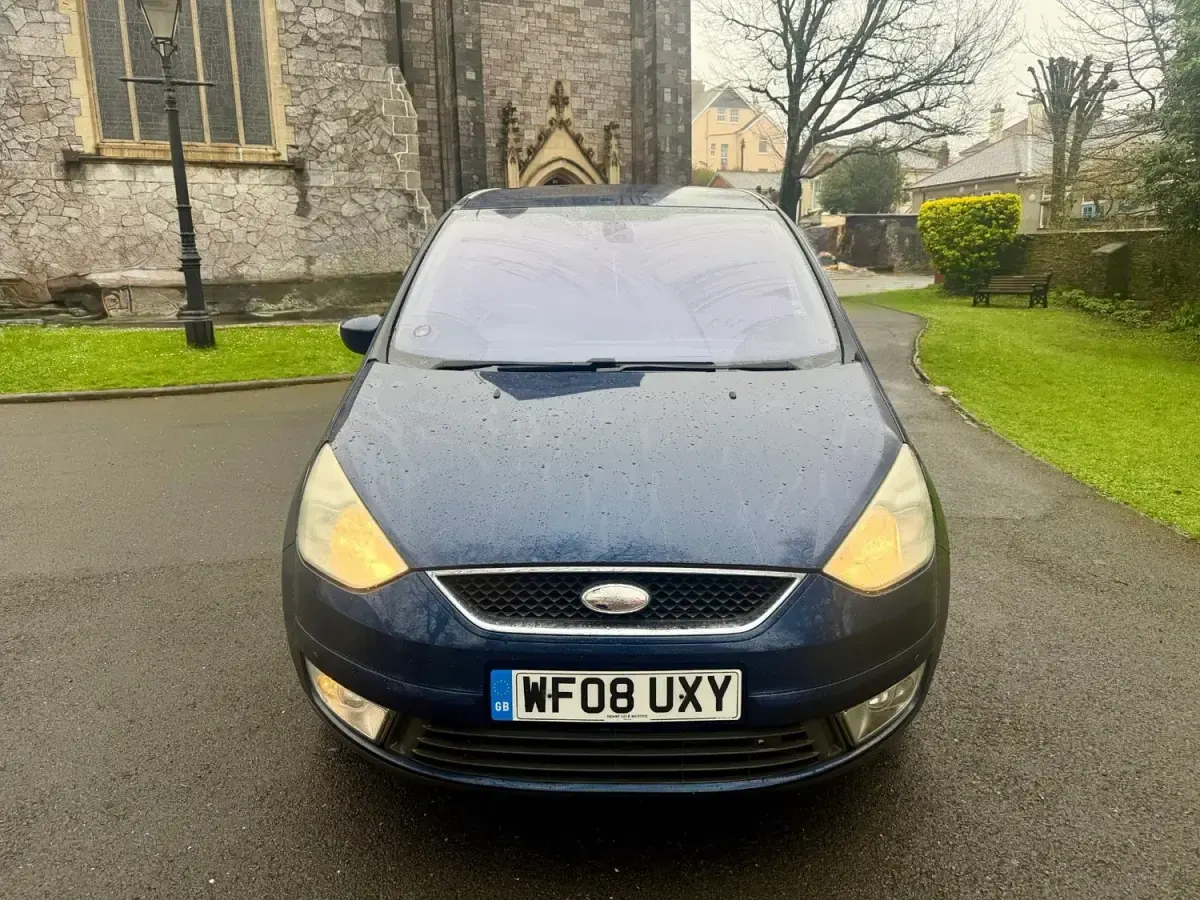 Begagnad Ford Galaxy Ghia 2008 Blå Minibuss