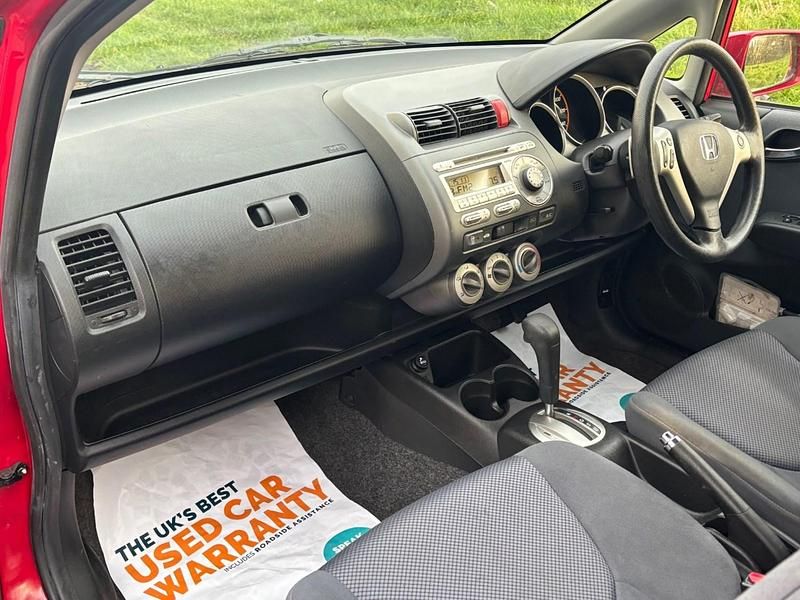 Used Honda Jazz SE 82 HP (60 kW) 2008 Red Hatchback