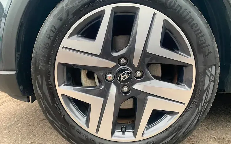 Used Hyundai Bayon Premium 101 HP (74 kW) 2024 Grey SUV