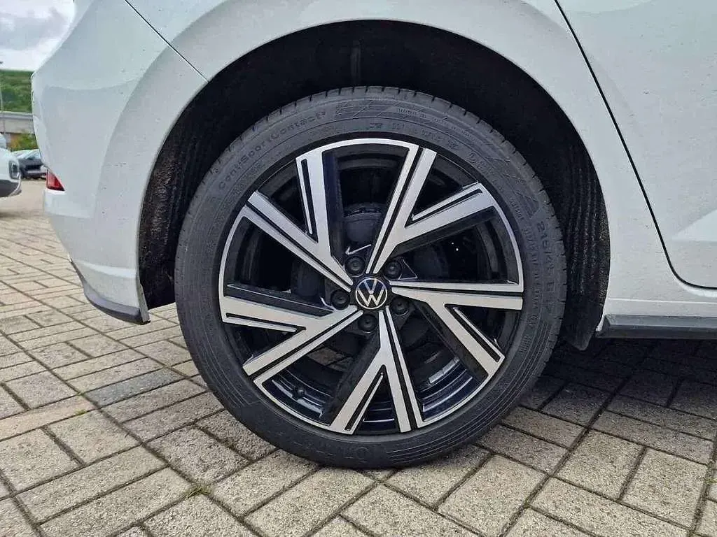 Used VW Polo R-line 95 HP (69 kW) 2024 Hatchback