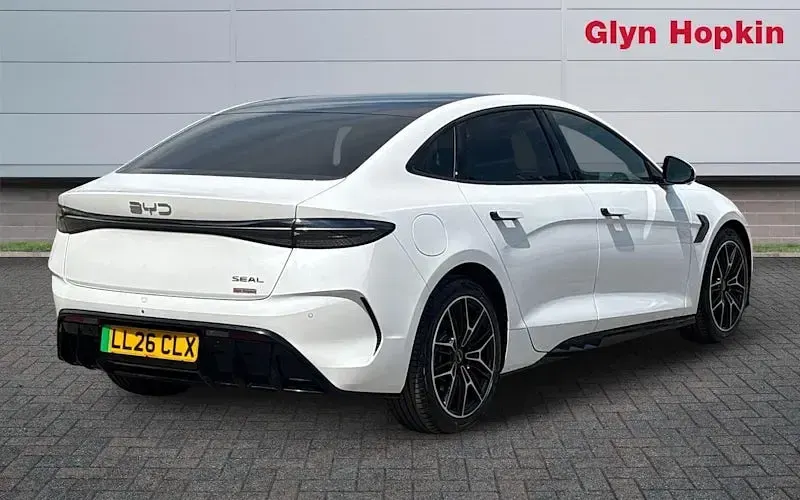 New BYD Seal Design 230 kW (313 HP) 2026 Sedan
