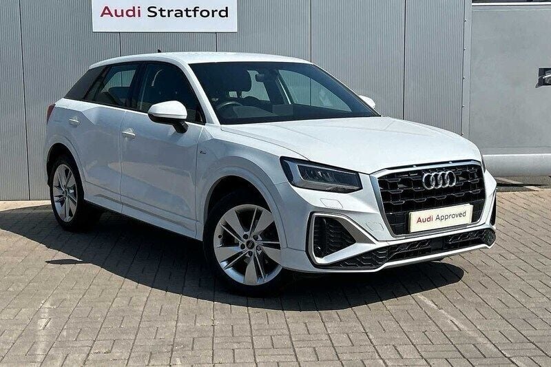 Glacier white metallic Used 2021 Audi Q2 S-Line SUV | £21,950 (Fair price) - Image 1/4
