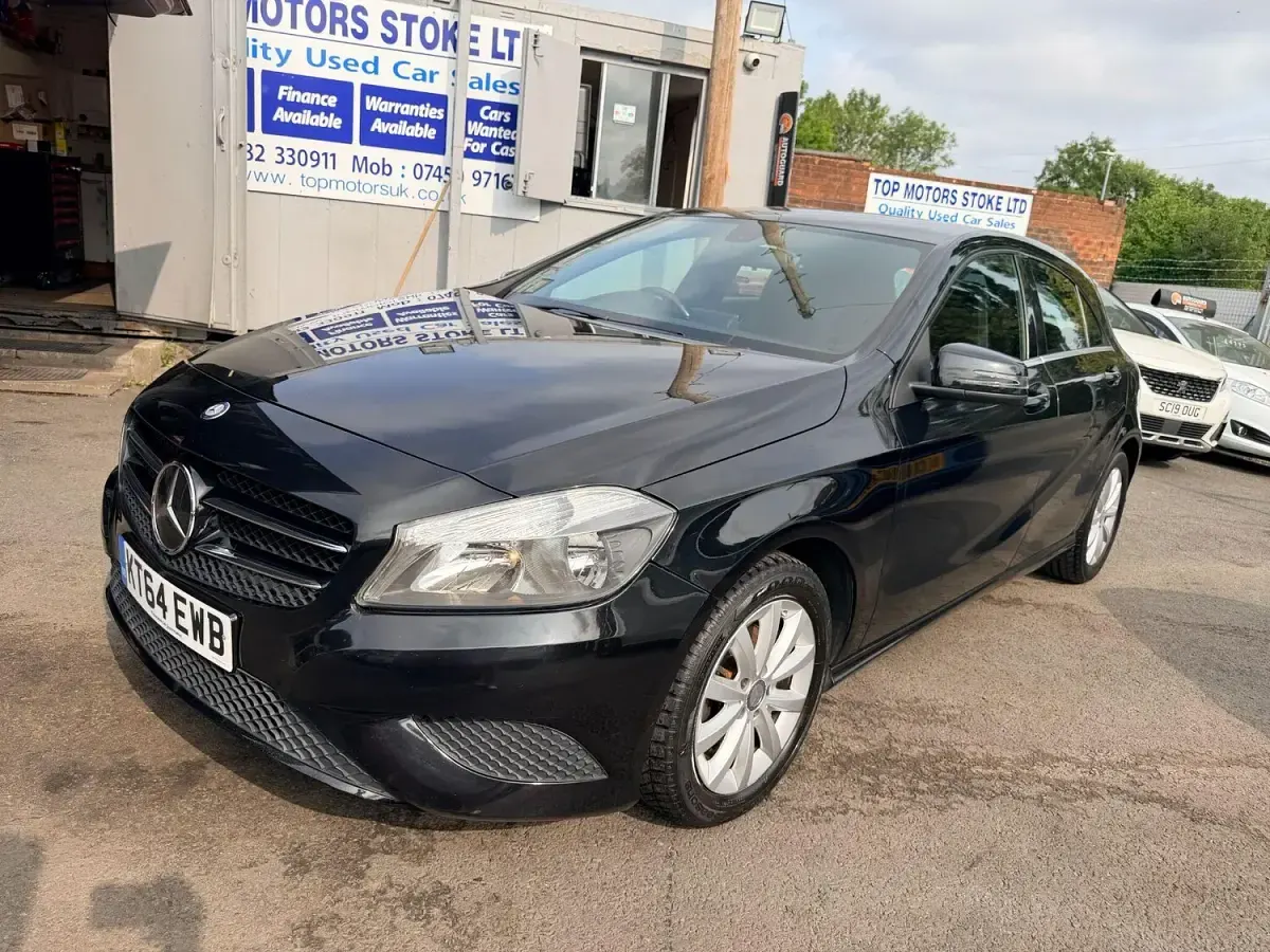 Used Mercedes A180 SE 109 HP (80 kW) 2015 Black Hatchback