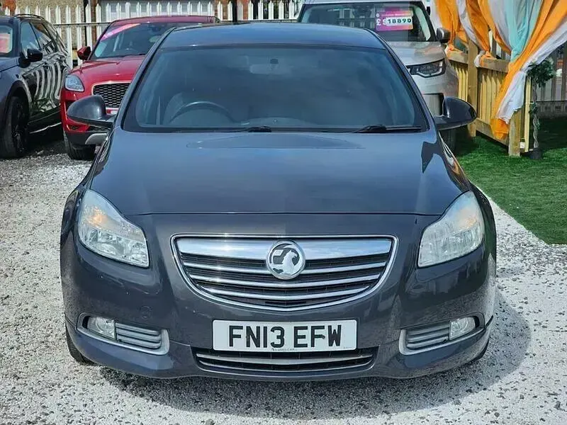 Used Vauxhall Insignia SRi 163 HP (119 kW) 2013 Grey Hatchback