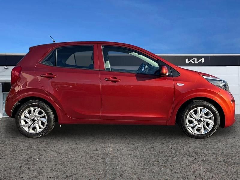 Used Kia Picanto 84 HP (61 kW) 2018 Orange Hatchback
