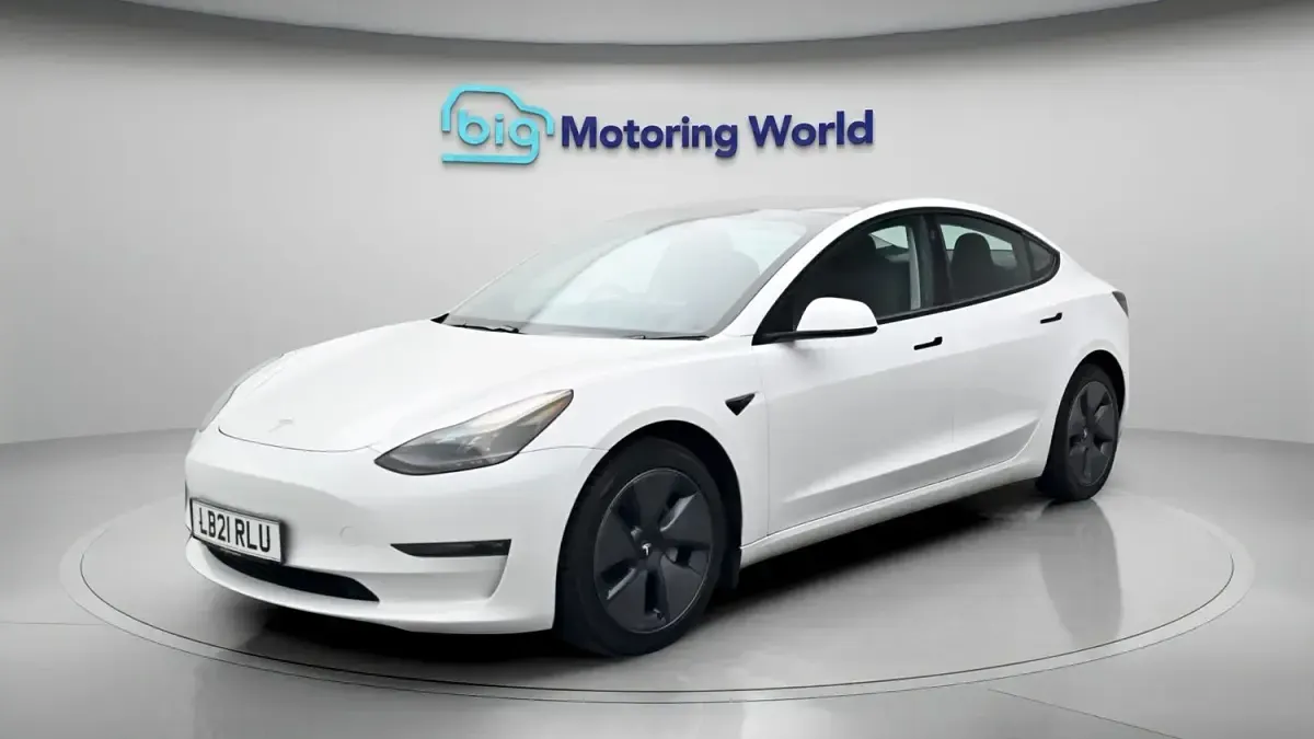 Used Tesla Model 3 Long Range AWD 366 kW (498 HP) 2021 White Sedan