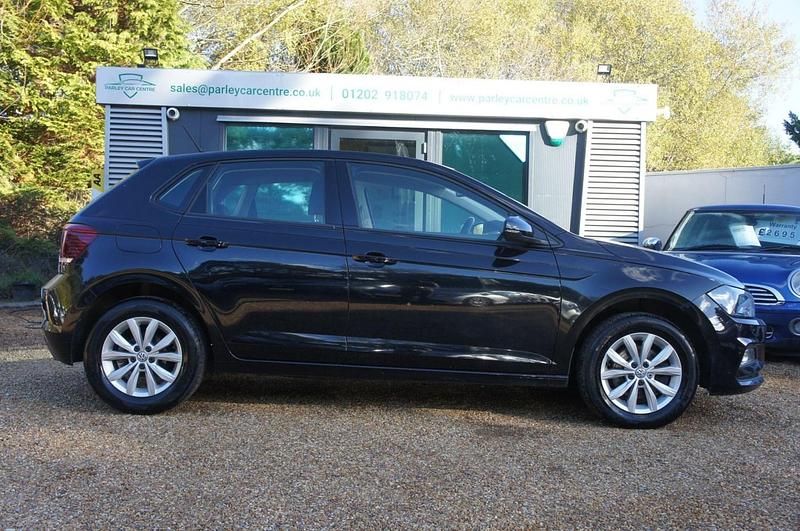 Used VW Polo SEL 2019 Black Hatchback