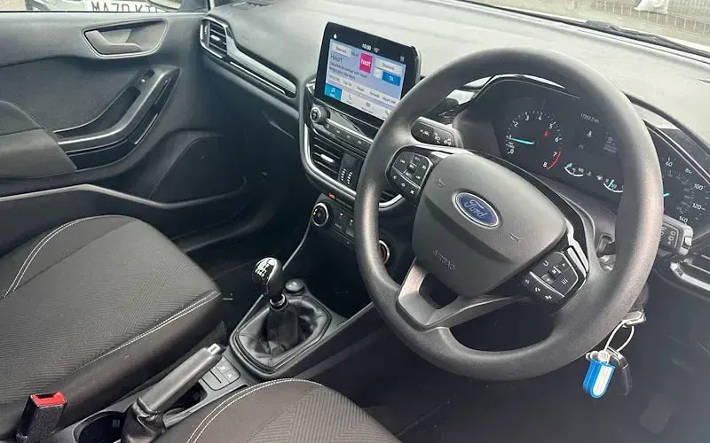 Used Ford Fiesta Trend 101 HP (74 kW) 2022 White Hatchback