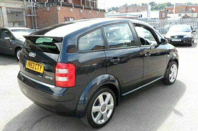 Usado Audi A2 110 HP (80 kW) 2003 Citadino