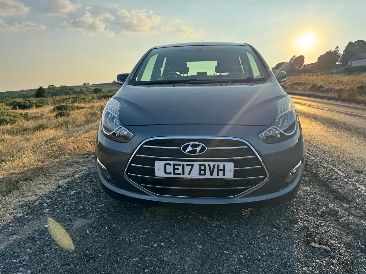 Used Hyundai ix20 SE 2017 Grey Hatchback