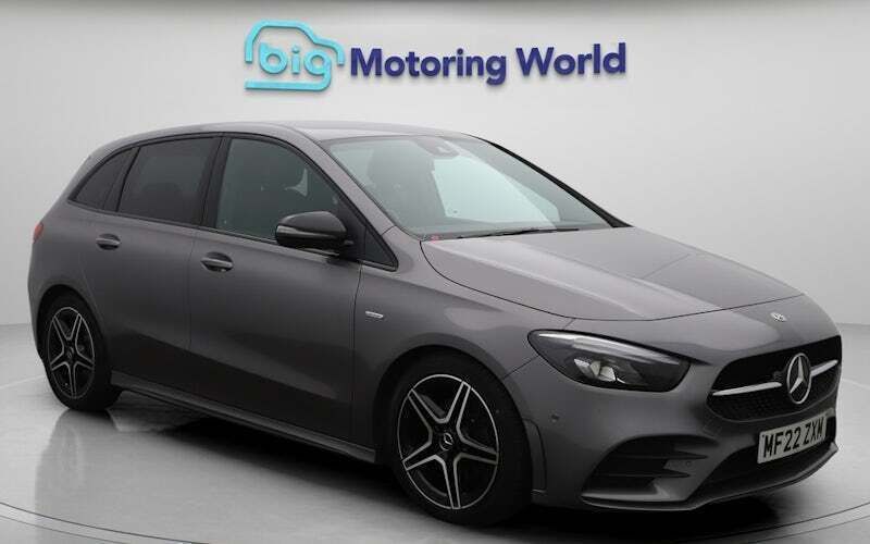 Grey Used 2022 Mercedes B200 Executive MPV | £16,500 (Good price) - Image 1/4