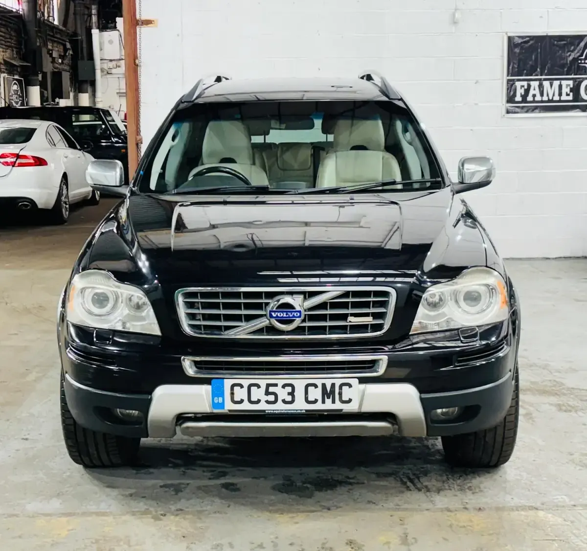 Used Volvo XC90 R-Design 200 HP (147 kW) 2011 Black SUV