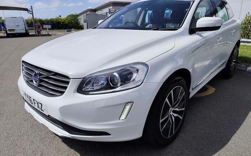 White Used 2016 Volvo XC60 SE Lux SUV | £8,995 (Good price) - Image 1/4