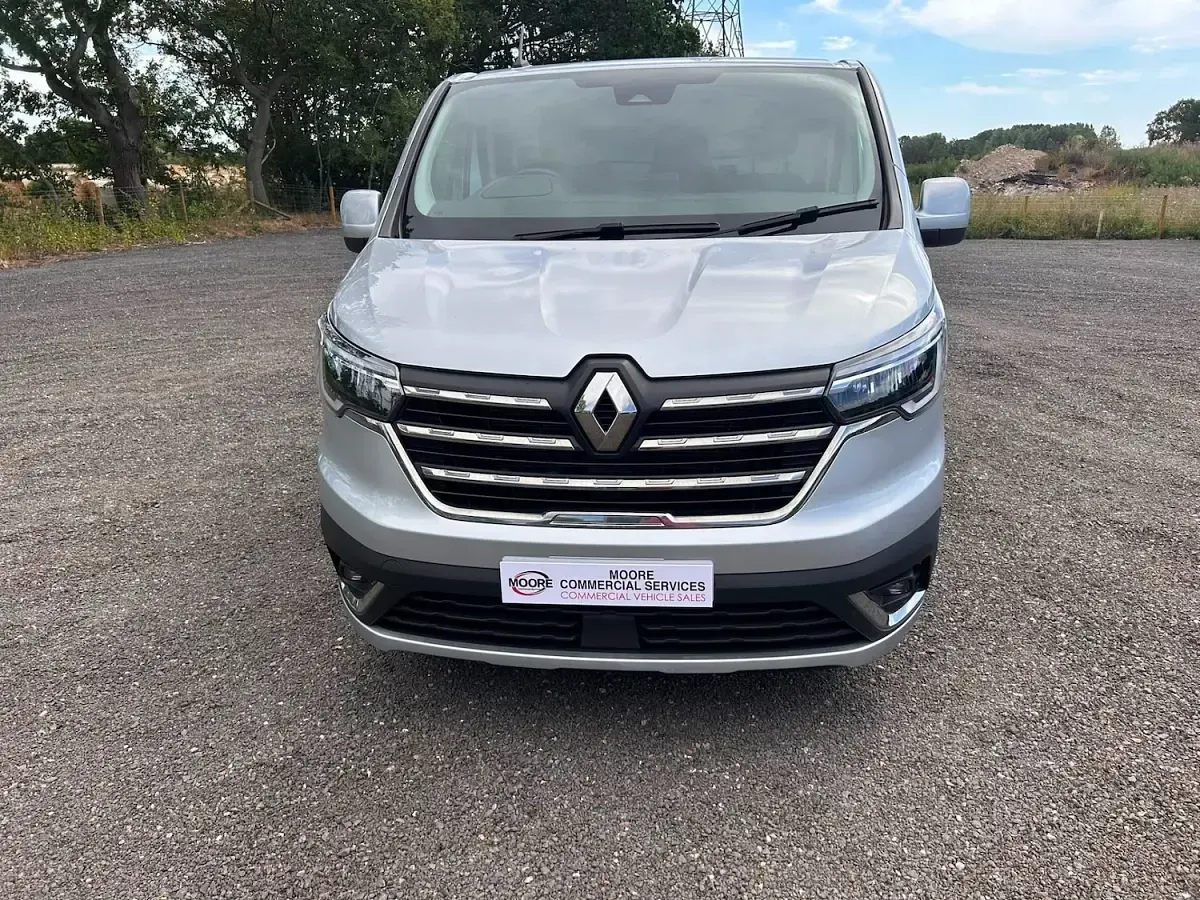 Used Renault Trafic 2023 Grey MPV