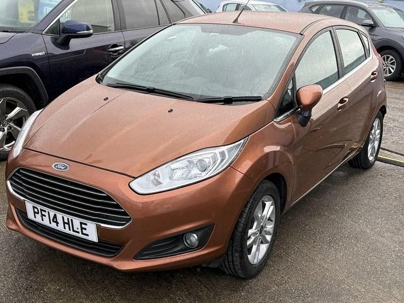 Used Ford Fiesta Zetec 82 HP (60 kW) 2014 Yellow Hatchback