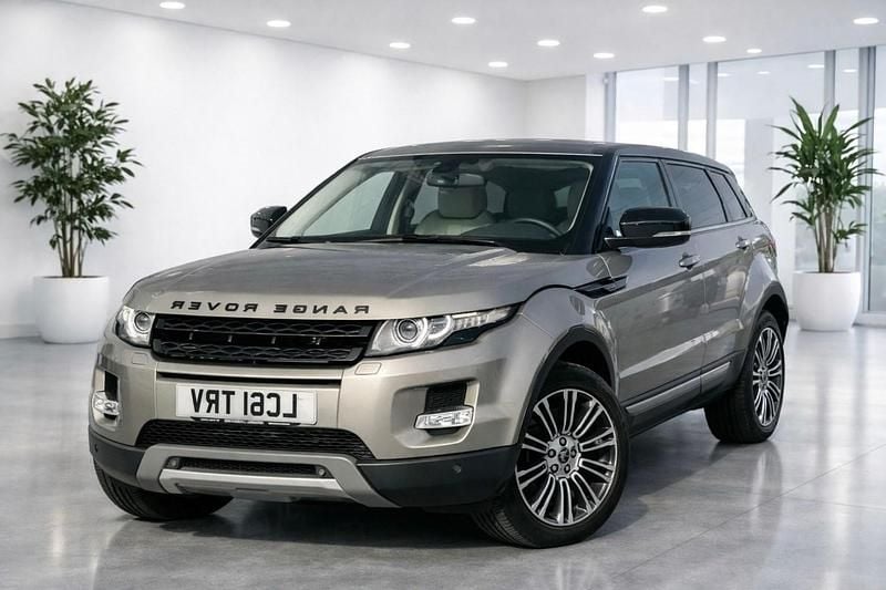 Used Land Rover Range Rover evoque Prestige 190 HP (139 kW) 2011 Gold Estate