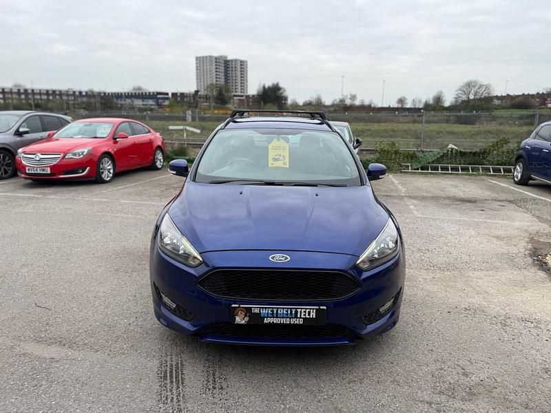 Used Ford Focus ST-Line 125 HP (91 kW) 2017 Blue Estate