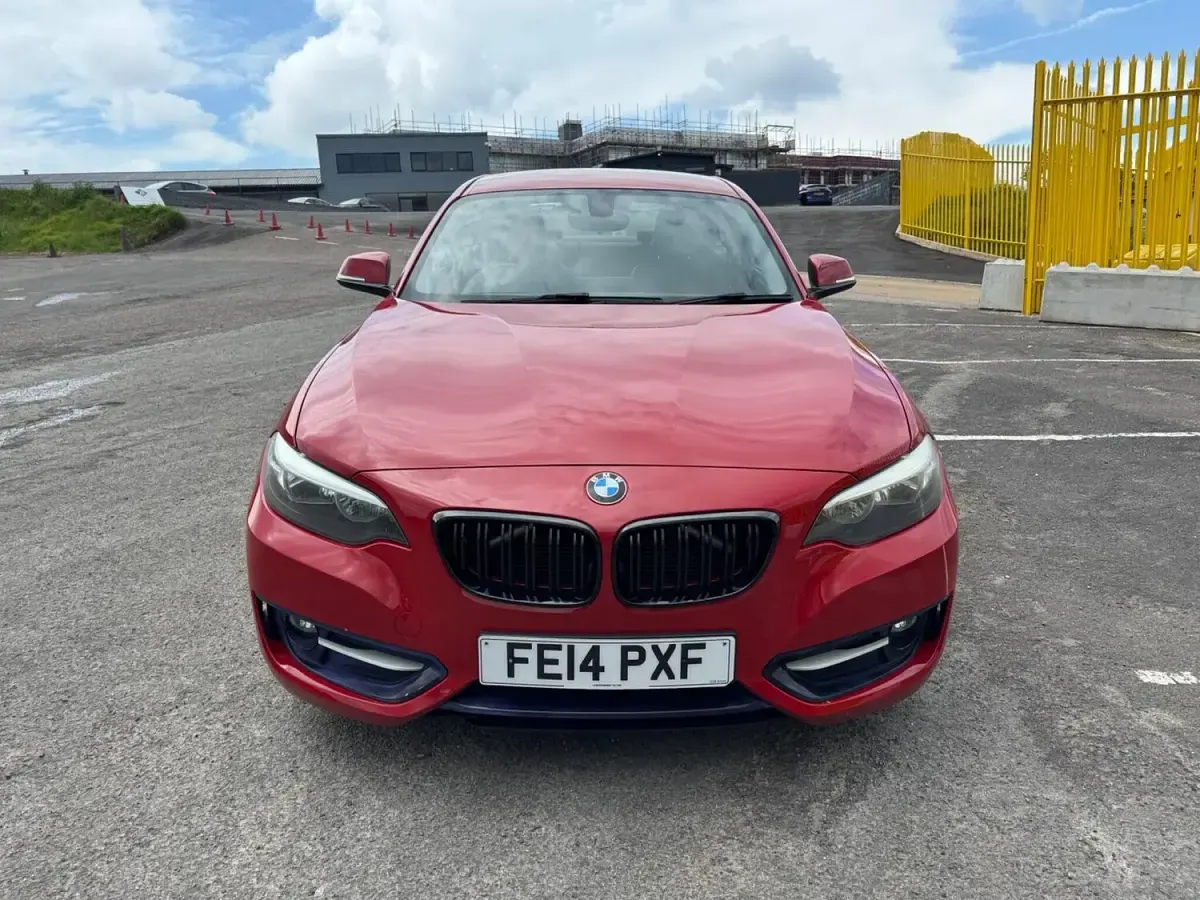 Used BMW 220 Sport Line 2014 Red Coupe
