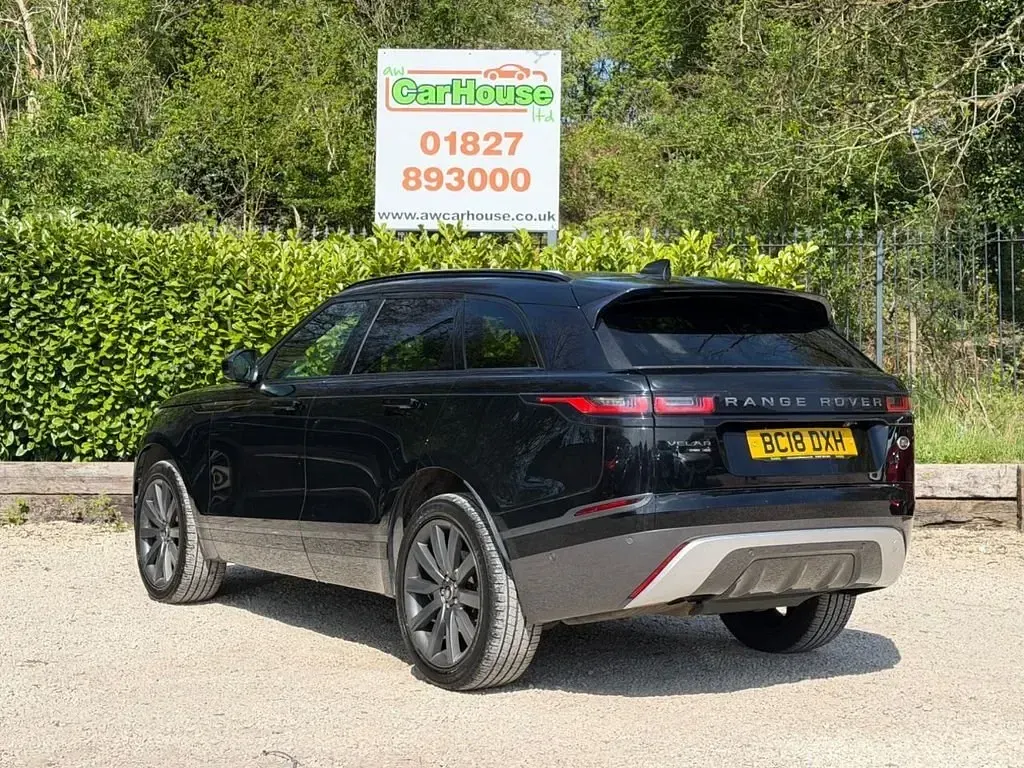 Używany Land Rover Range Rover Velar HSE Dynamic 180 KM (132 kW) 2018 Czarny SUV