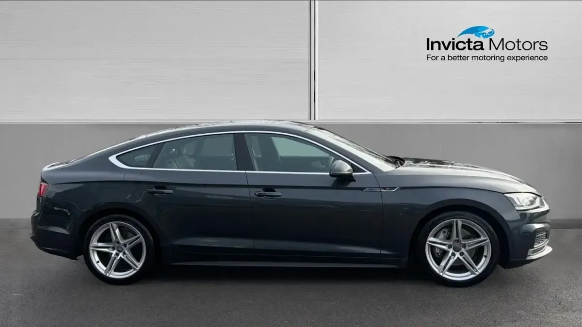 Begagnad Audi A5 S-Line 190 HK (139 kW) 2017 Grå Sportkupé