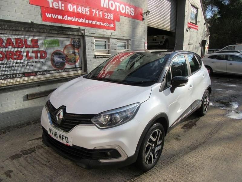 Usado Renault Captur Dynamique 90 HP (66 kW) 2018 Branco SUV