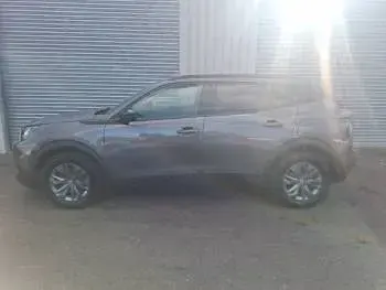 Used Peugeot 2008 Active+ 101 HP (74 kW) 2022 Grey SUV