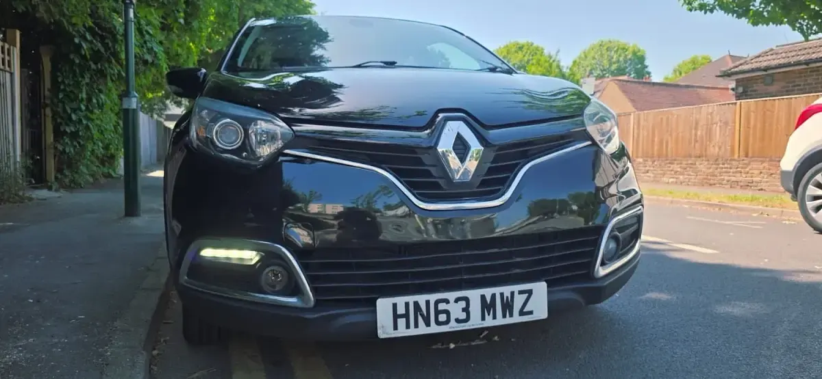 Used Renault Captur Dynamique 90 HP (66 kW) 2013 Black SUV