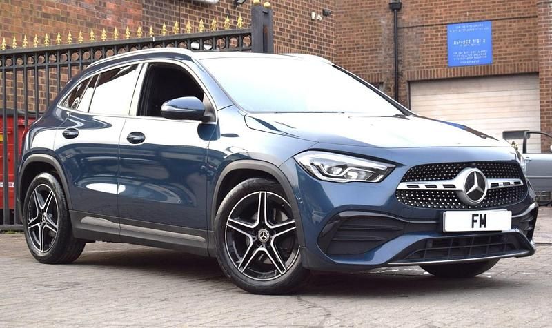 Used Mercedes GLA180 Executive 2022 Blue SUV