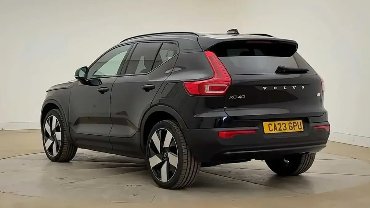 Used Volvo XC40 Ultimate 169 kW (231 HP) 2023 Black SUV