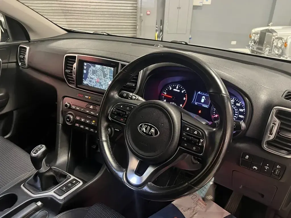 Used Kia Sportage 114 HP (83 kW) 2016 Silver SUV